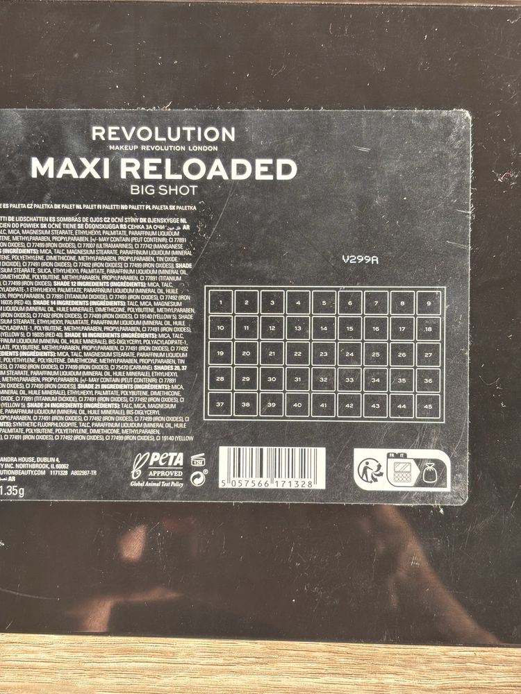 Палитри на Revolution pro