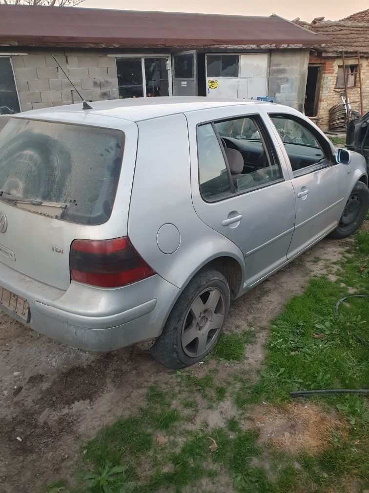 Golf 4 1.9 TDI 110к.с - НА ЧАСТИ