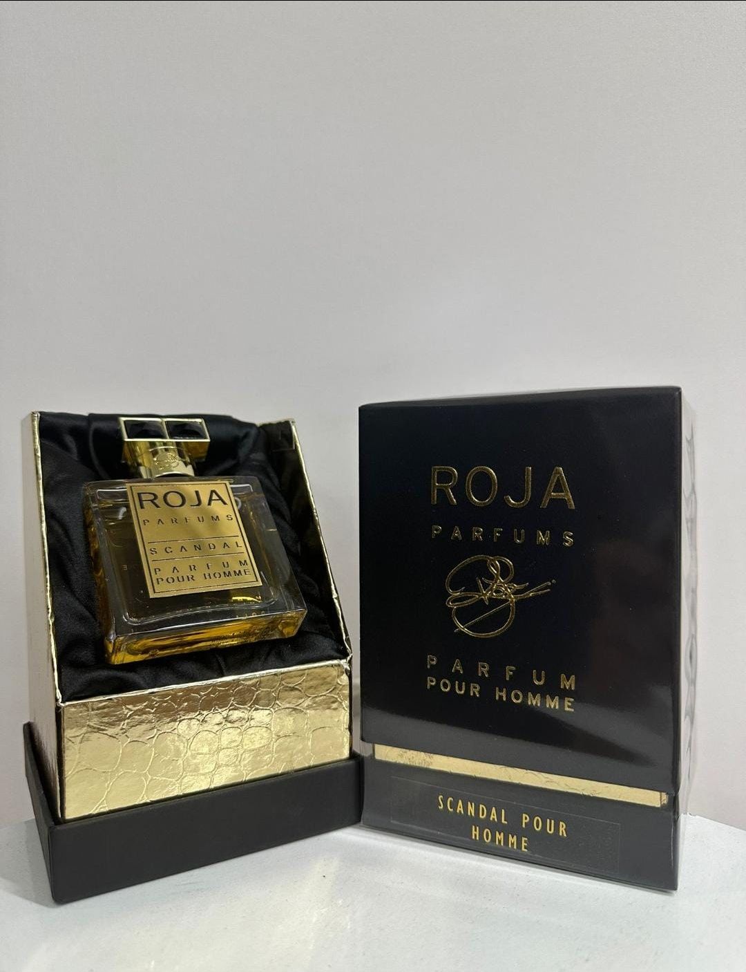 Roja с лек дефект