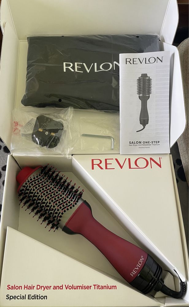 Revlon Special Edition Четка за сушене и обем