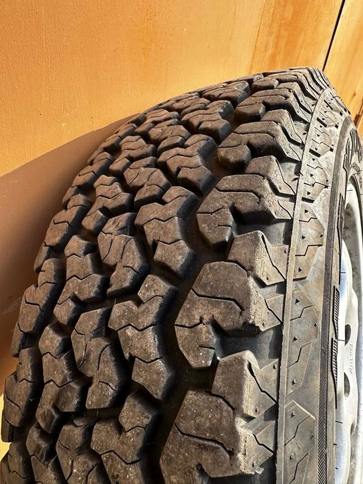 Гуми MAXXIS A/T с джанти