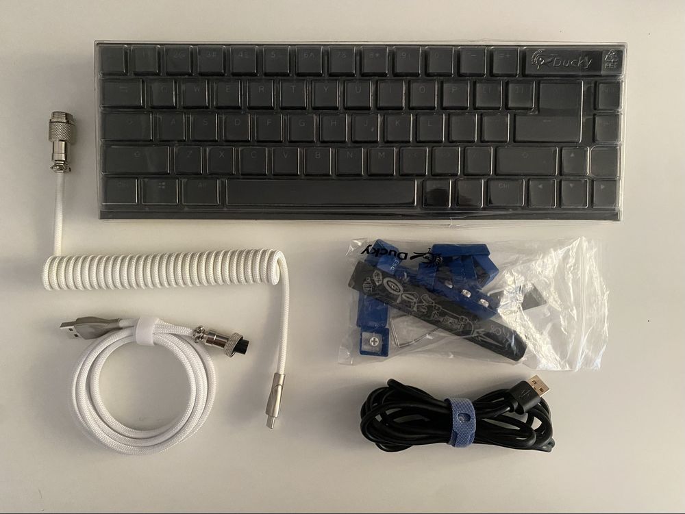 Механична Клавиатура Ducky One 2 SF RGB CHERRY MX BLUE Switches