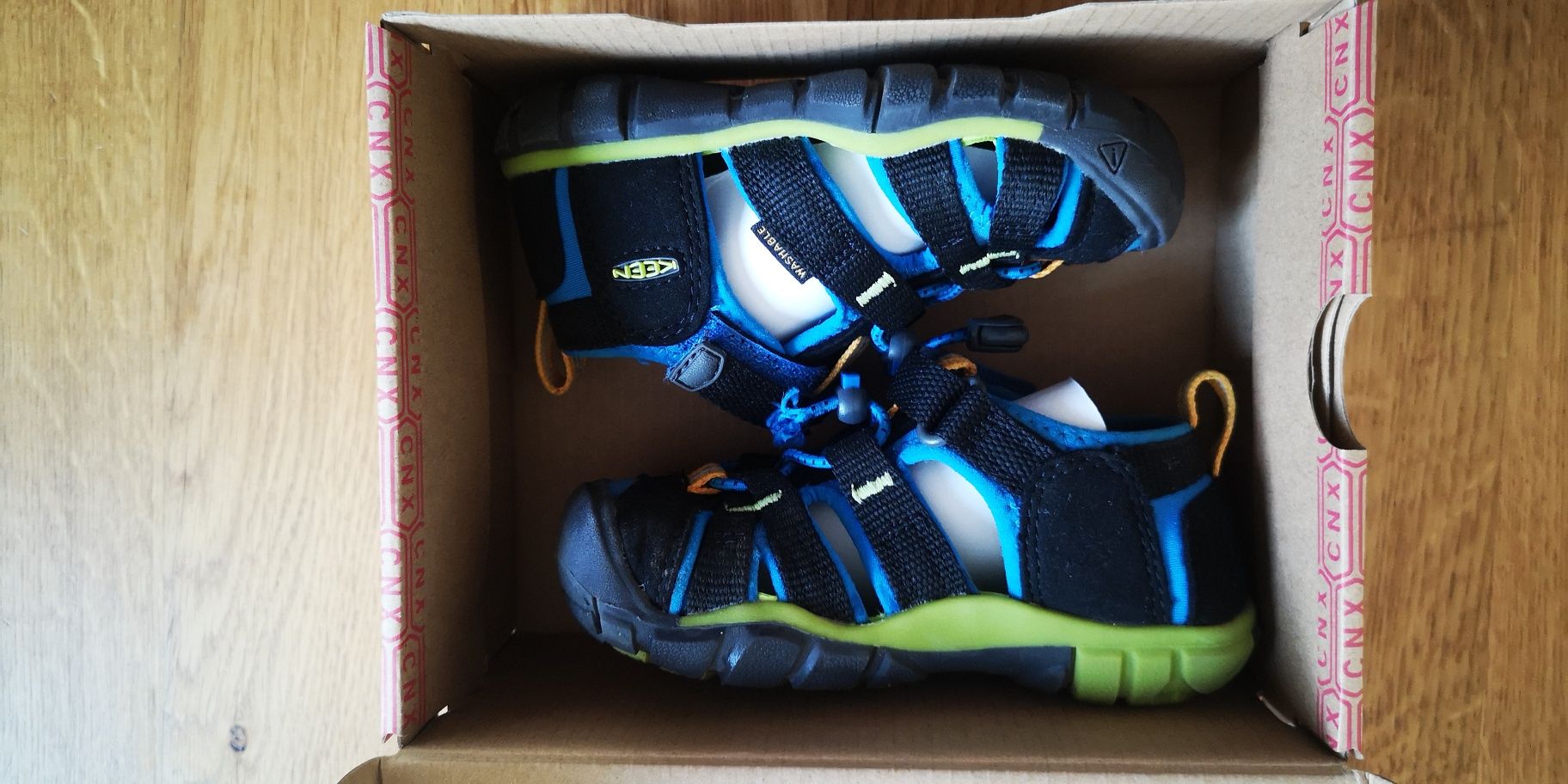 Сандали Keen, номер 24