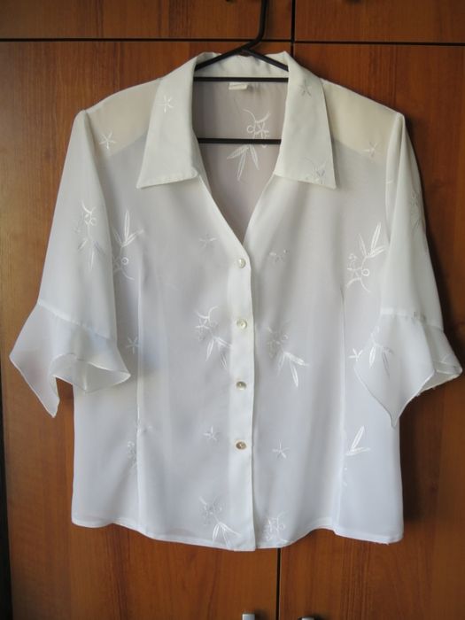 Ризи блузи дамски елегантни с копчета, 6 броя-30 лева