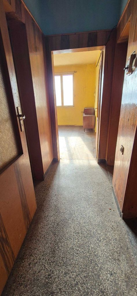 Продава се Многостаен апартамент в Търговище, Център - 132 кв.м за 599 €/кв.м - Снимка #7