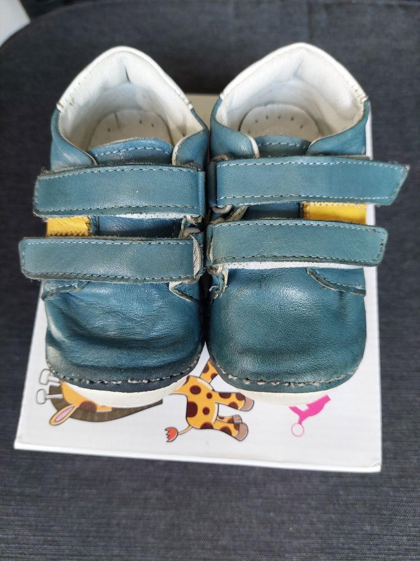 Бебешки обувки естествена кожа