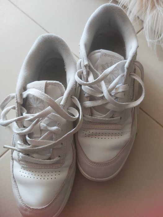 Маратонки"Reebok",38