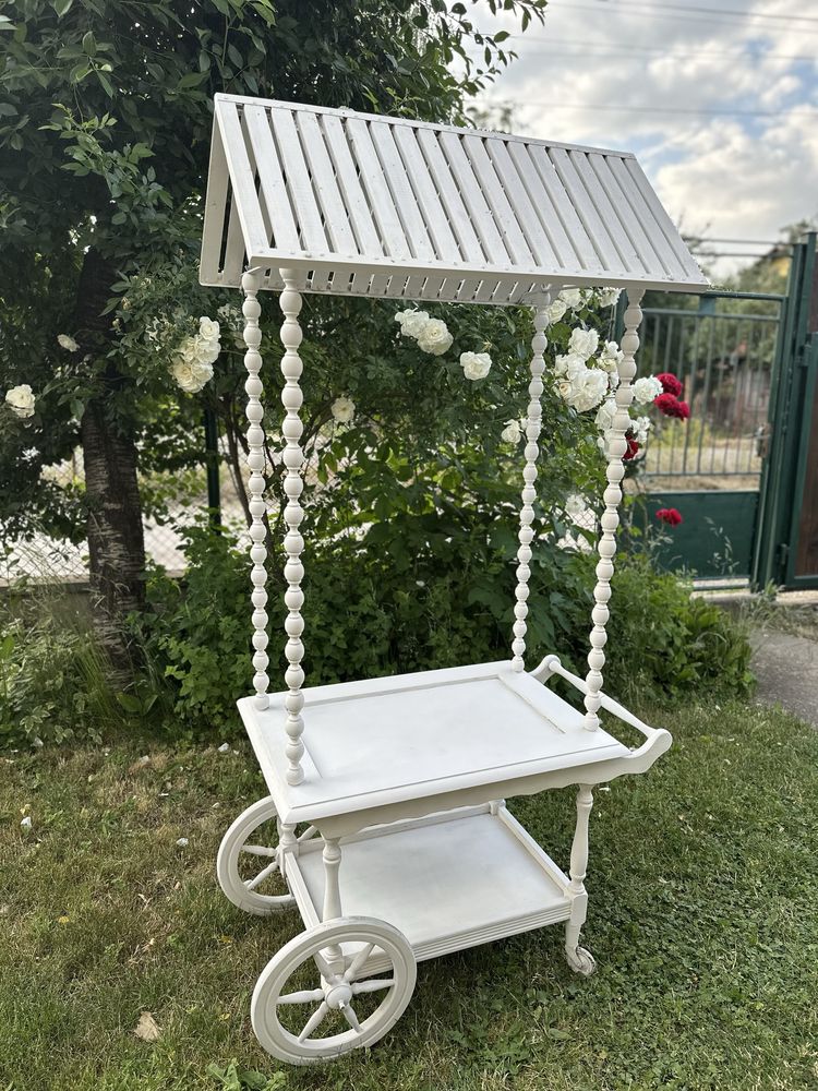 Декоративен сладък бар- количка. Украса.