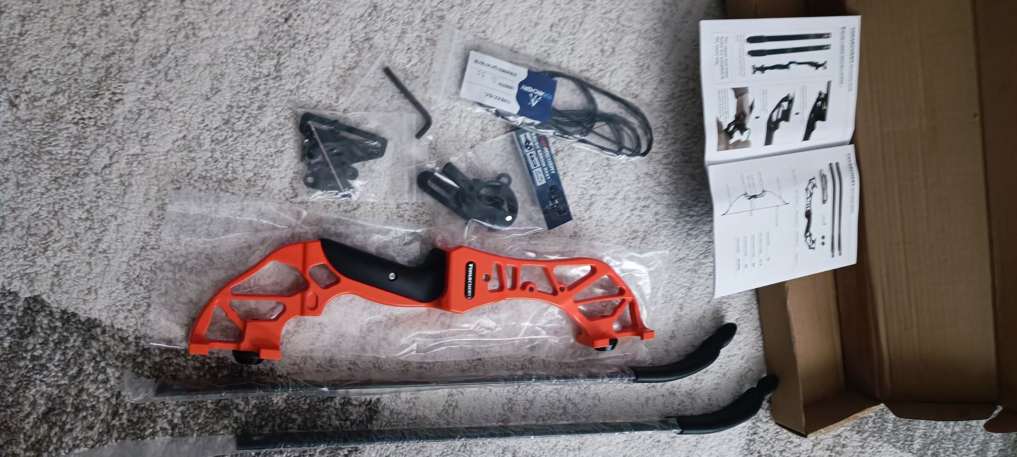 Arc Takedown Recurve 40 lbs + săgeți