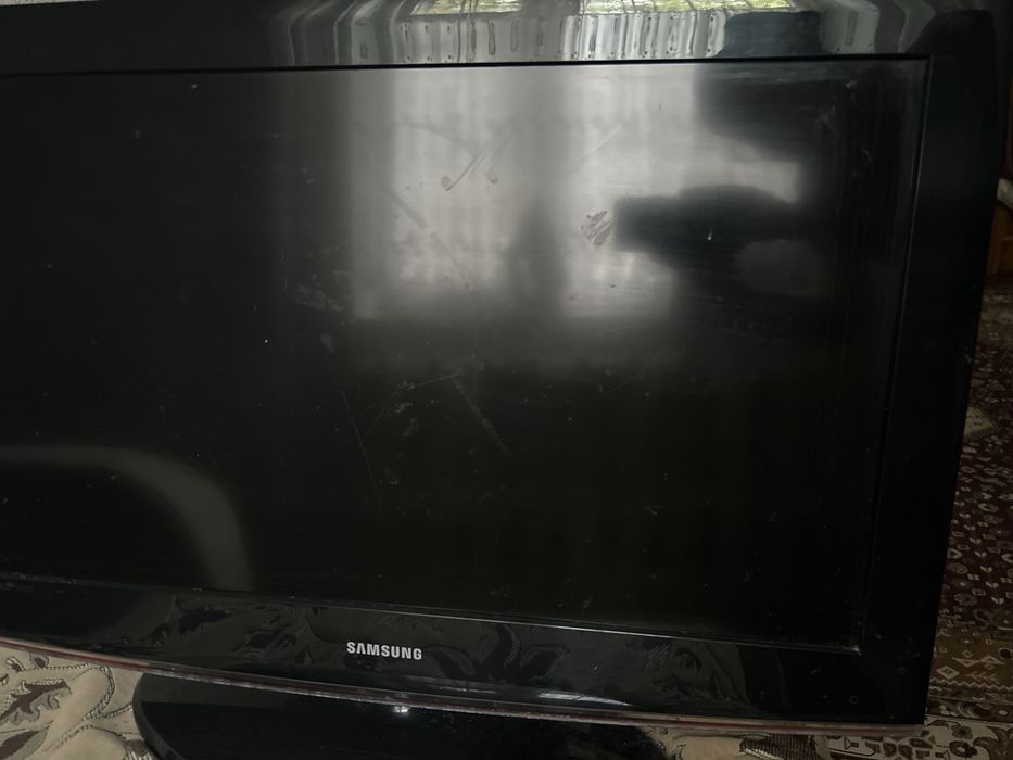 телевизор SAMSUNG