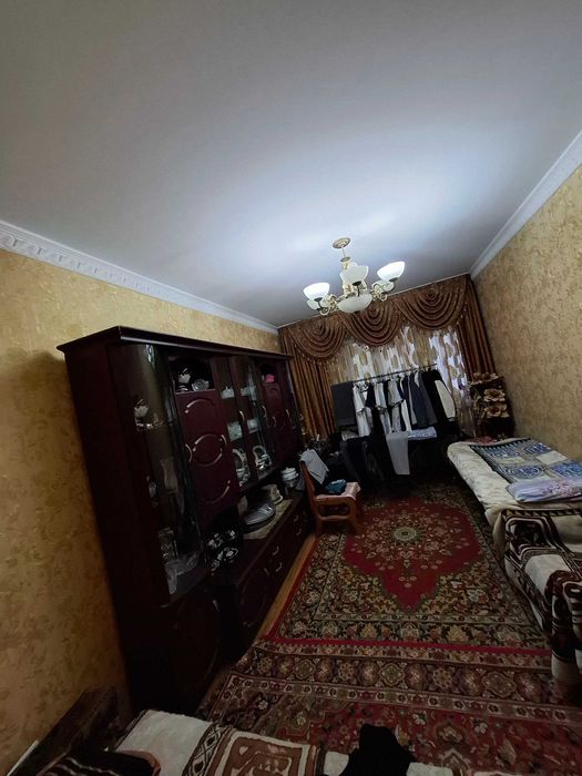 2х комнатная квартира, Юнусабад, метро, 1 этаж, 13 квартал