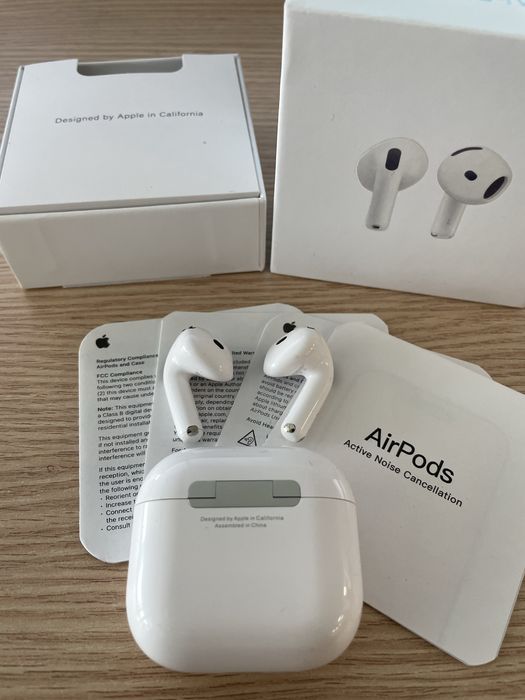 Apple AirPods 4 generation (ANC)