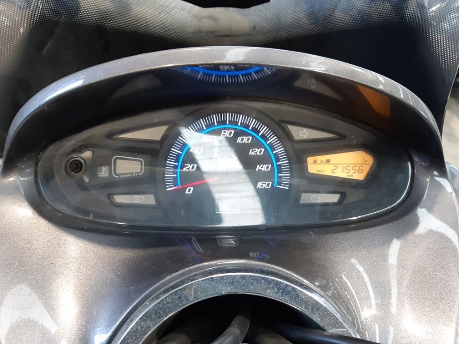 Скутер Хонда ПЦХ 125(Honda PCX 125)-На части