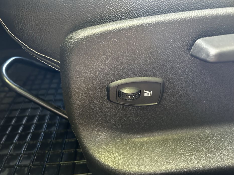 Renault Megane Luxe / Euro 5 / Diesel / 1.9 / Xenon /Carlig/ Incalzire