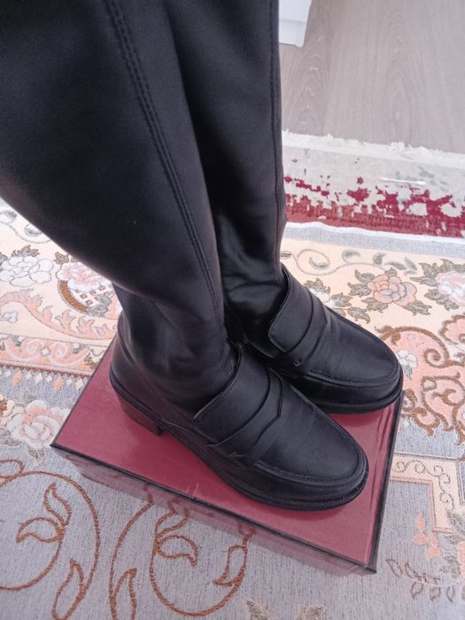 Қалың етік 35 размер сатылады