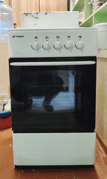 Газовая плита сотилади