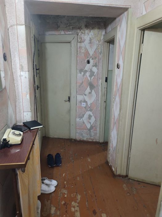 Продается 2-х комнатная Чиланзар 24 Квартал Алмаз туйхана