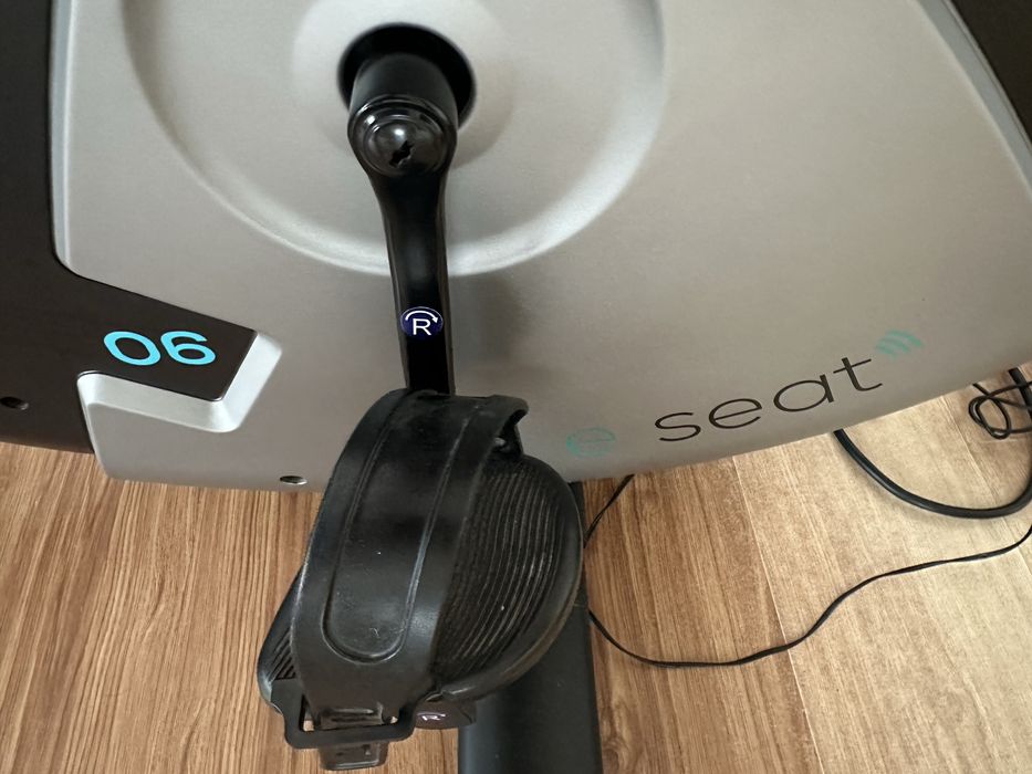 Vand bicicleta de apartament Domyos putin folosita