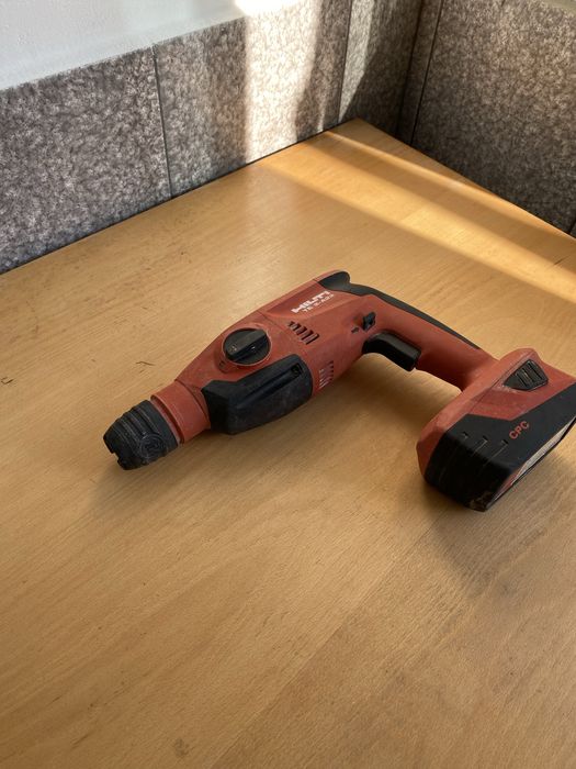 HILTI TE 2-A22 - Акумулаторен перфоратор ударно пробивна дрелка