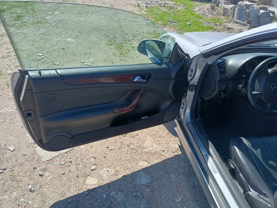 Мерцедес CLK 3.2 бензин