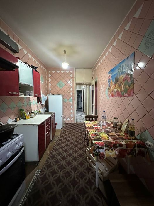 Мирабадский р-н Куйлюк массив 3 4/3/4 Билимдон маххаля 77серия кирпич