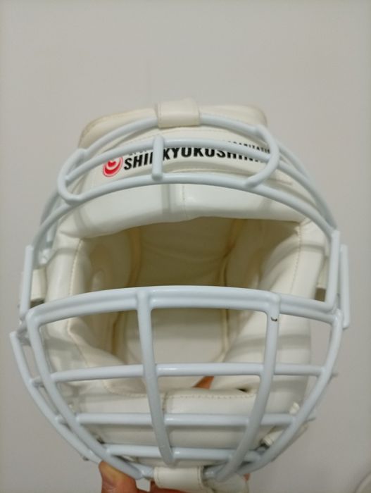Шлем для карате киокушинкай