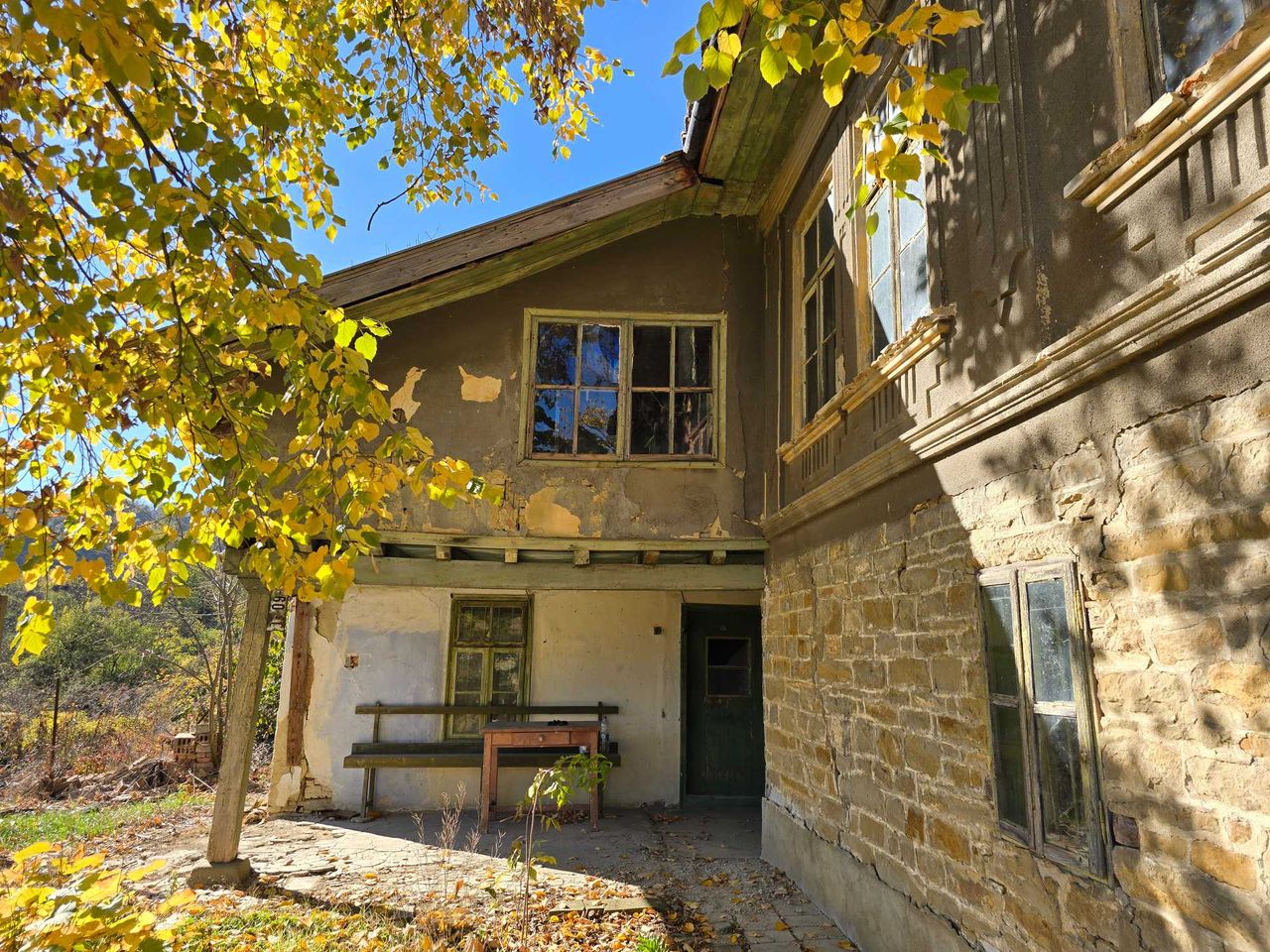Продава се Къща в с. Пчелище, Област Велико Търново - 180 кв.м за 264 €/кв.м - Снимка #2