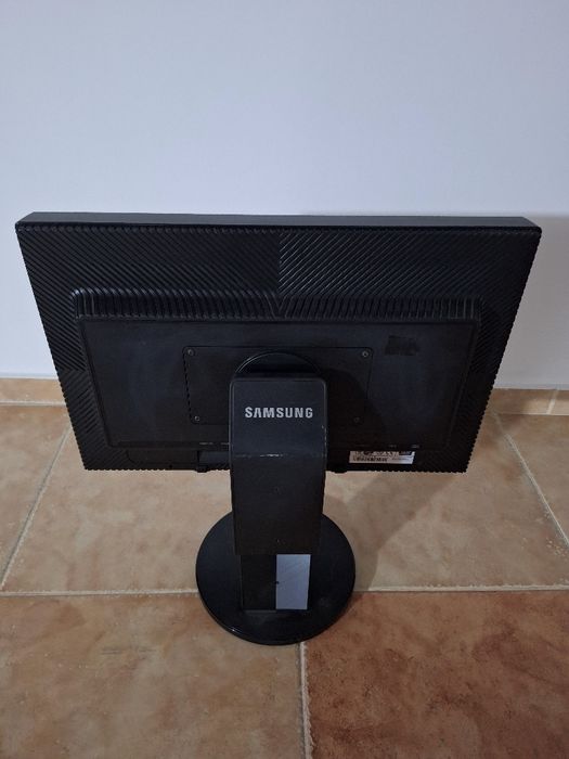 Vand monitor Samsung diagonala de 24 inch