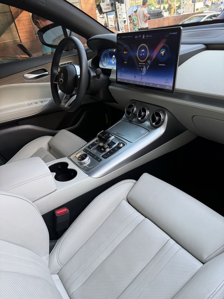 Mercedes Denza zzzzoooo