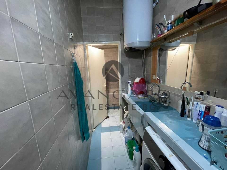 Продава се Тристаен апартамент в Пловдив, Тракия - 92 кв.м за 1275 €/кв.м - Снимка #9