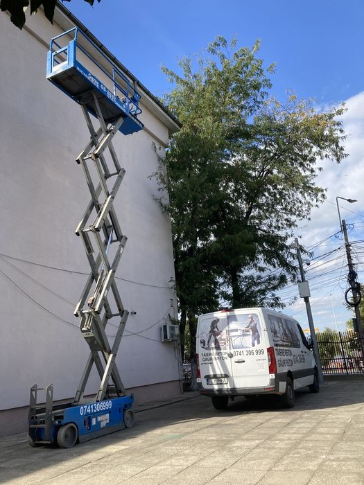 Inchiriere nacelă electrică