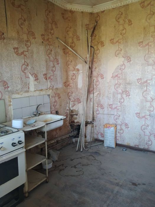 Срочно продаётся 3/2/2 квартира 70 кв Рисовый базар