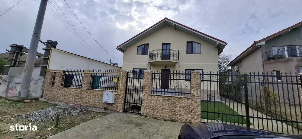 Vila cu Priveliște la Lacul Siutghiol-Spațiu Ideal pentru Două Familii