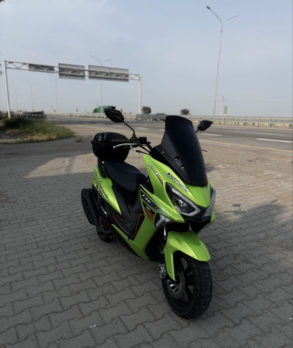 Продам мопед LI-YA в идеальном состоянии просто