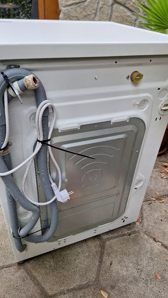 LG пералня със сушилня 2в1 – 8/5 кг, Inverter Direct Drive, TrueSteam