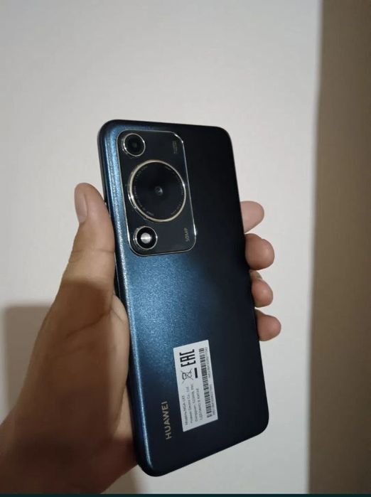 Xuawei novs y70 cotiladi
