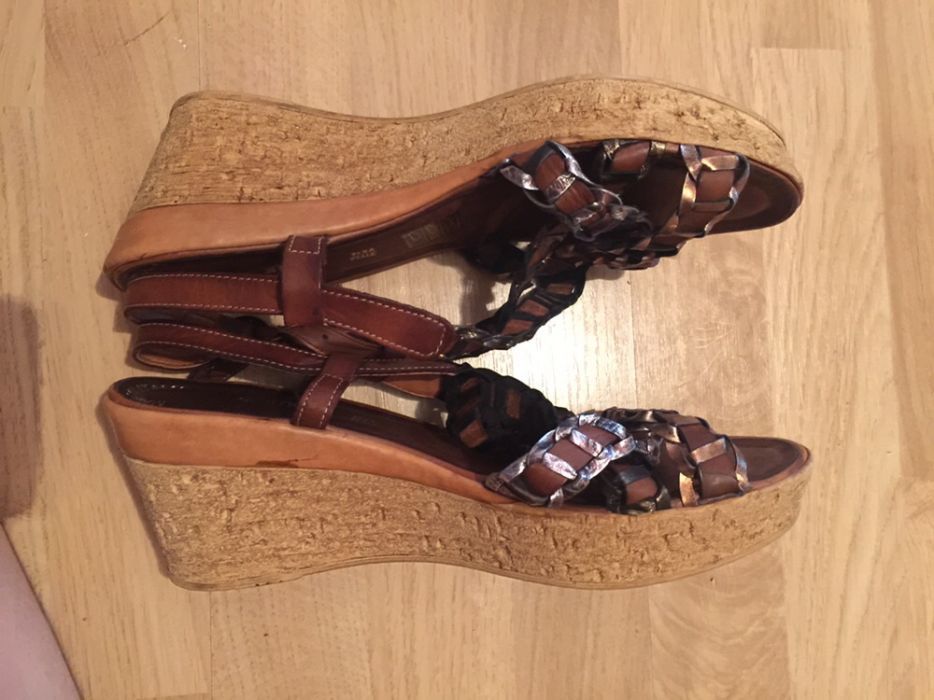 Vand sandale de dama din piele