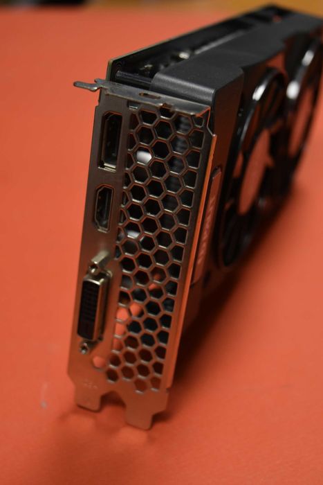 Видео карта Palit Geforce GTX 1050 TI 4 GB - топ състояние