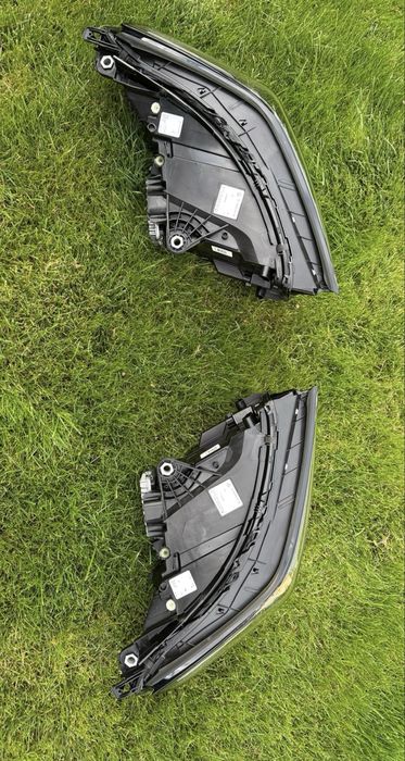 Vand set faruri Bmw G60 serie 5 far stanga dreapta Bmw seria 5 G60 G61