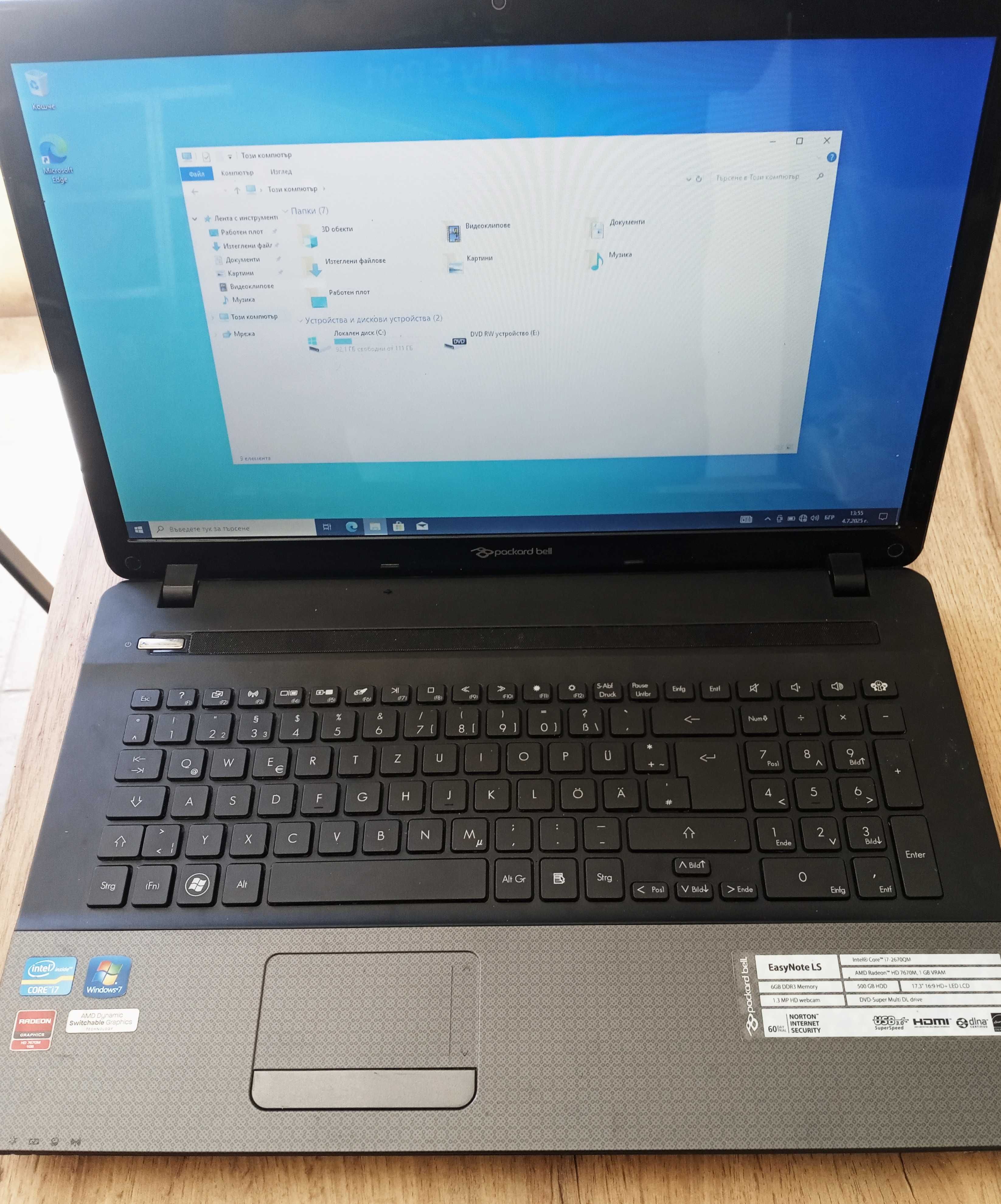 Лаптоп PACKARD BELL i7 SSD 17 "