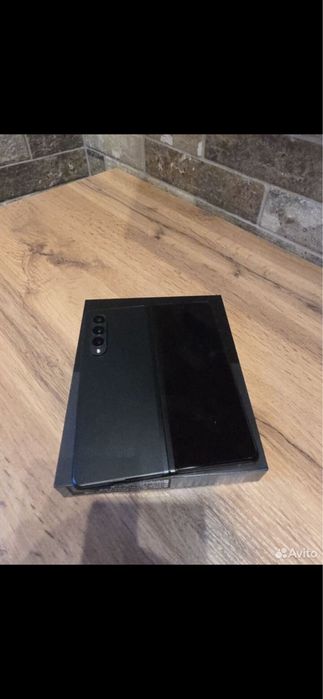 Samsung Z Fold 3 12/512 gb отличном состояния