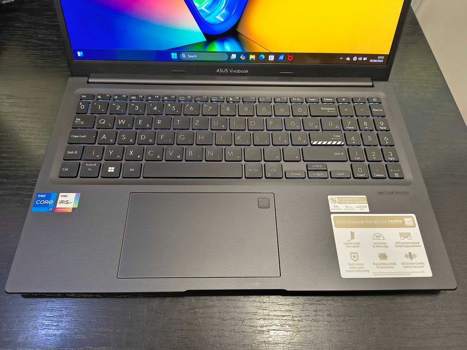 Hope Amanet P8 Laptop Asus Vivobook 15X OLED Intel i7 1355U