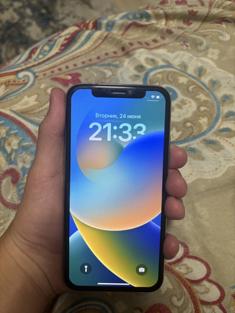 Продается Iphone X!!
