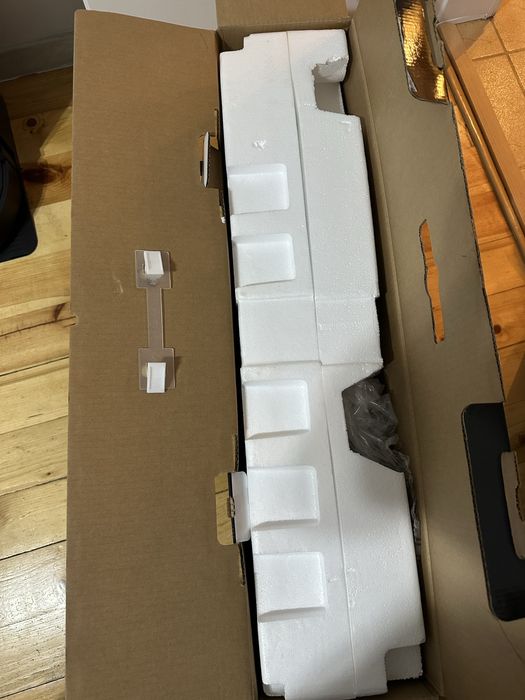 AOC C27G1 - изполван