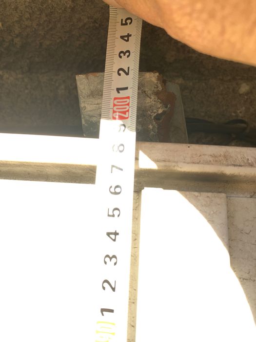 Гаражна врата с каса,готова за монтаж.