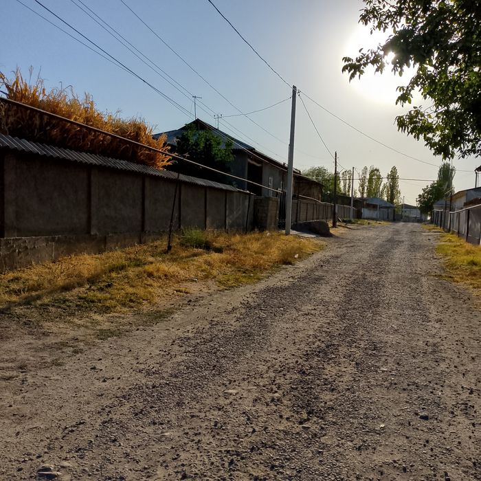 Юкори Чирчик туманида ер участками сотилади