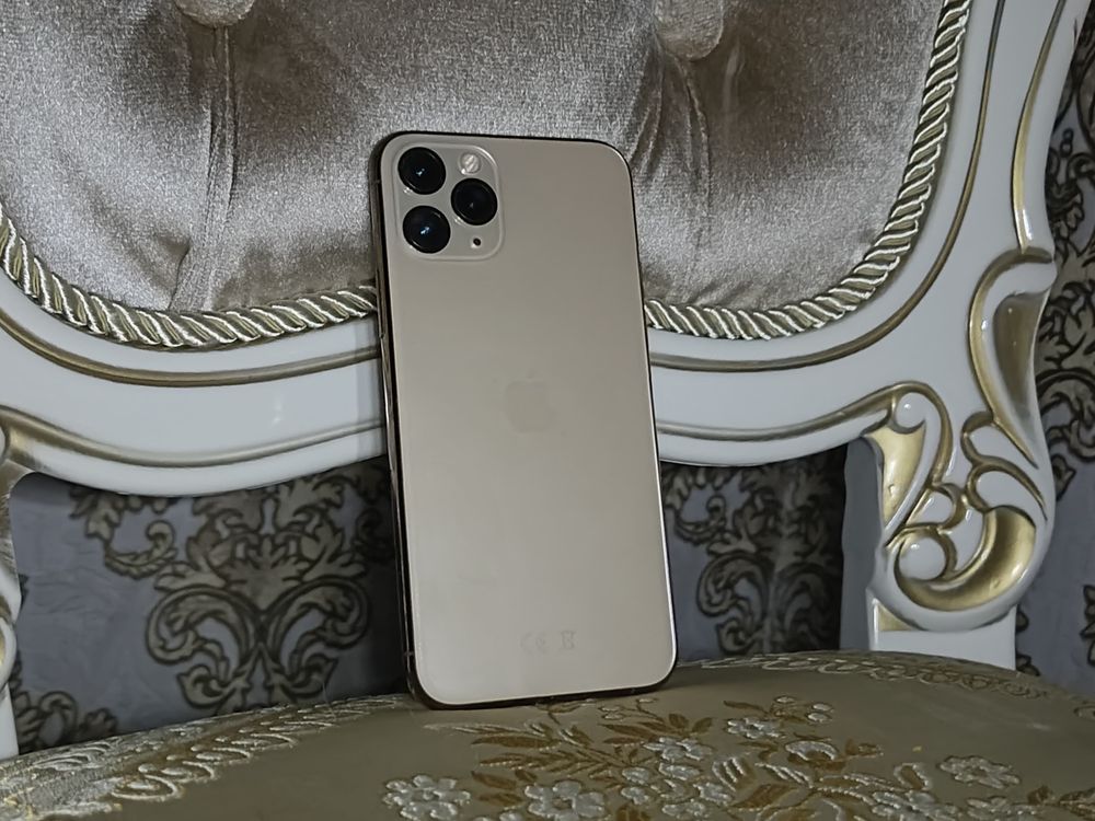Iphone 11 pro в идиальном состояний