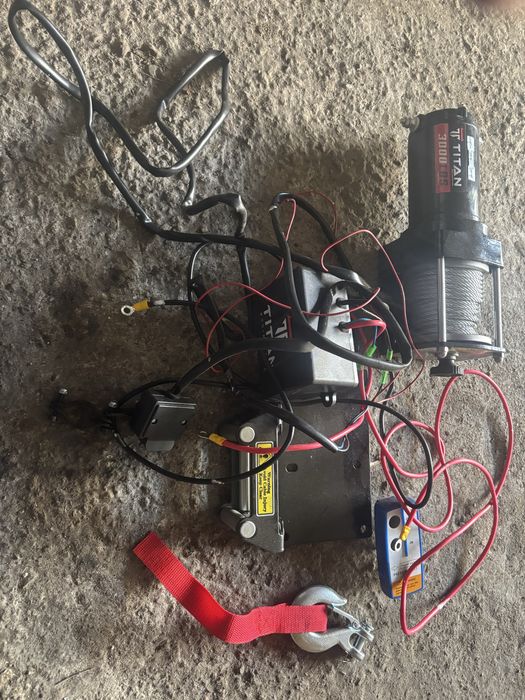 Продавам лебедка за атв