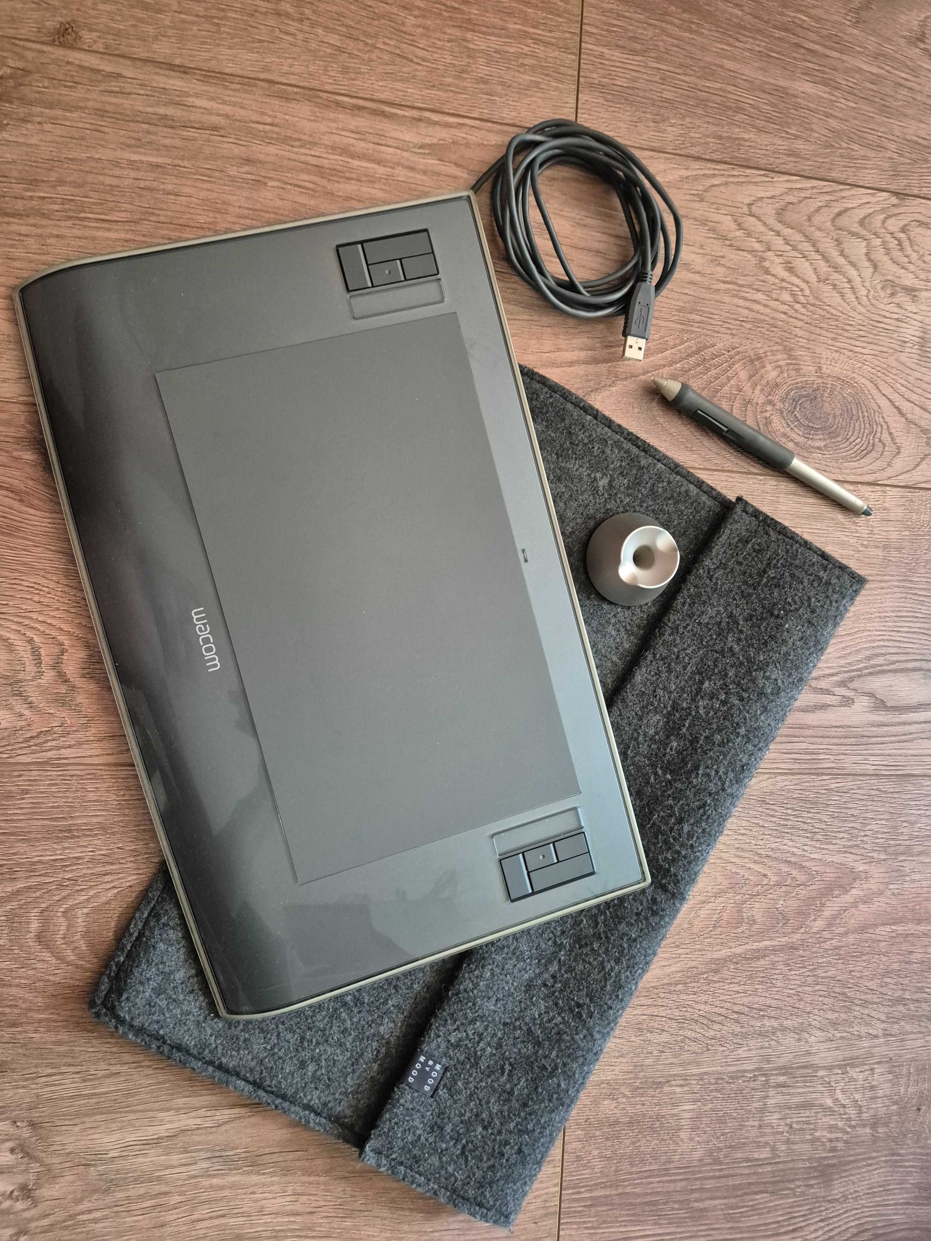 Графичен таблет WACOM intuos3 PTZ-631W