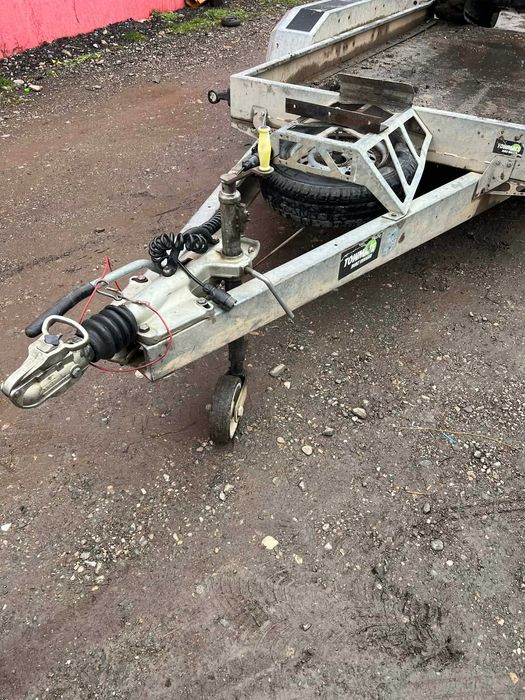 Miniexcavator Caterpilar 1,707 kg trailer 2021